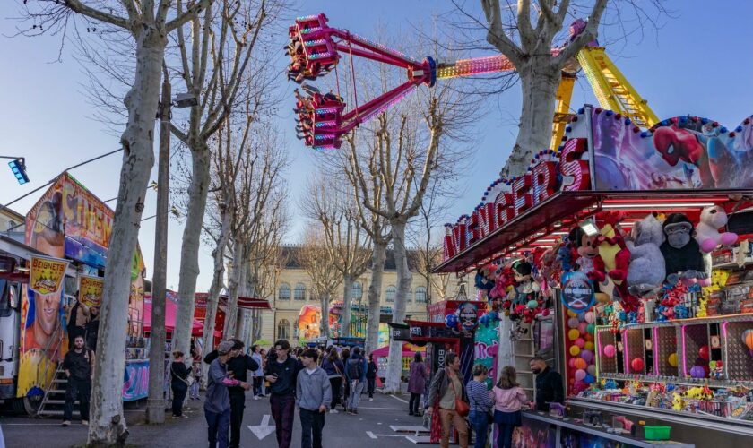 Bruno Le Maire reçoit l’autorisation pour devenir enseignant en Suisse